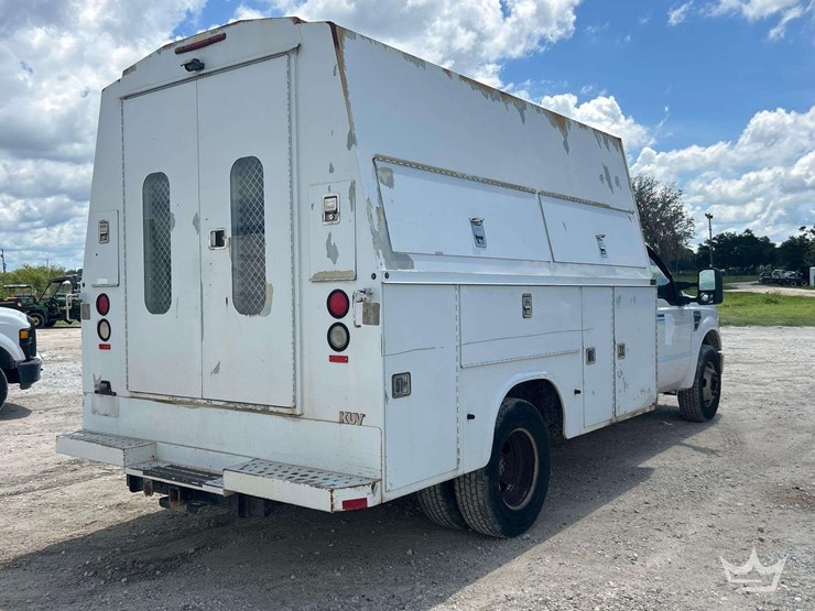 2008-ford-f-350-kanpheide-kuv-enclosed-service-truck-image-3