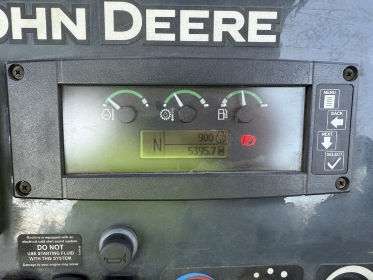 2014-deere-410k-image-28