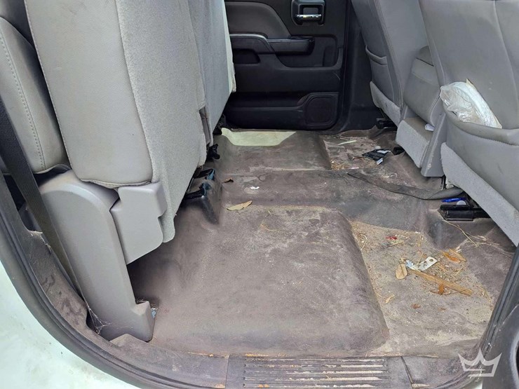 2019-chevrolet-silverado-3500-image-40