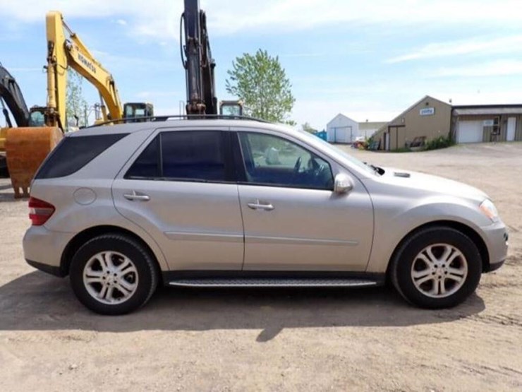 2007-mercedes-benz-ml320-image-4