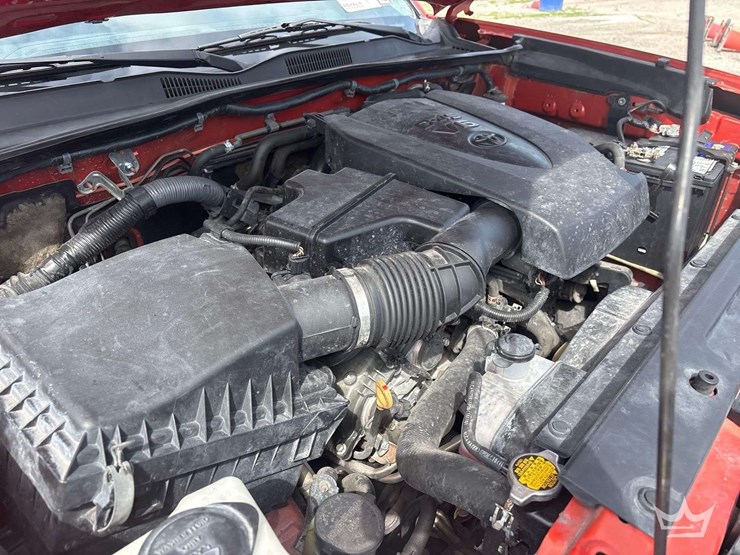 2017-toyota-tacoma-image-15