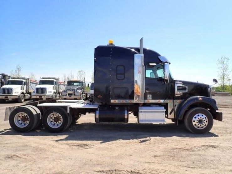 2018-freightliner-coronado-122-image-4
