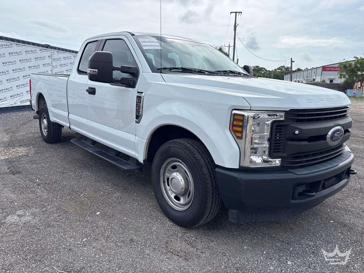 2019-ford-f350-image-2