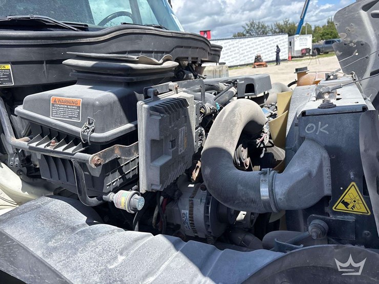2015-international-durastar-4300-image-14