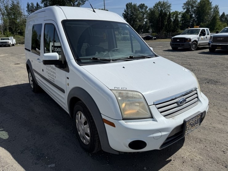 2012-ford-transit-connect-image-2