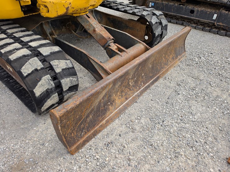 2004-komatsu-pc78mr-6-image-24