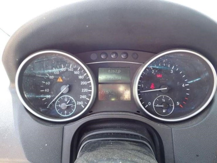 2007-mercedes-benz-ml320-image-12