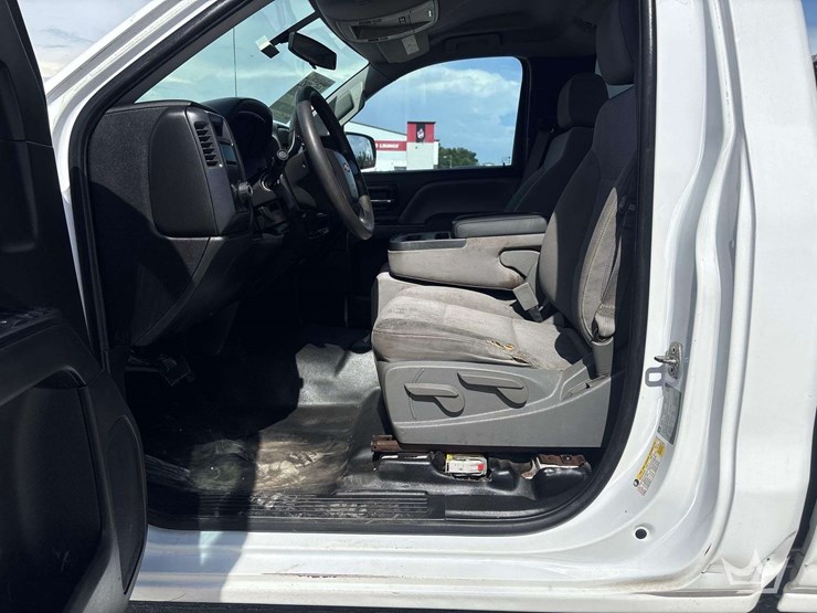 2014-chevrolet-silverado-1500-image-12