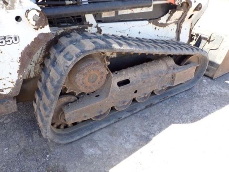 2015-bobcat-t550-image-35