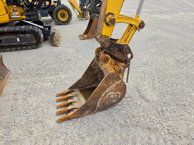 2004-komatsu-pc78mr-6-image-26