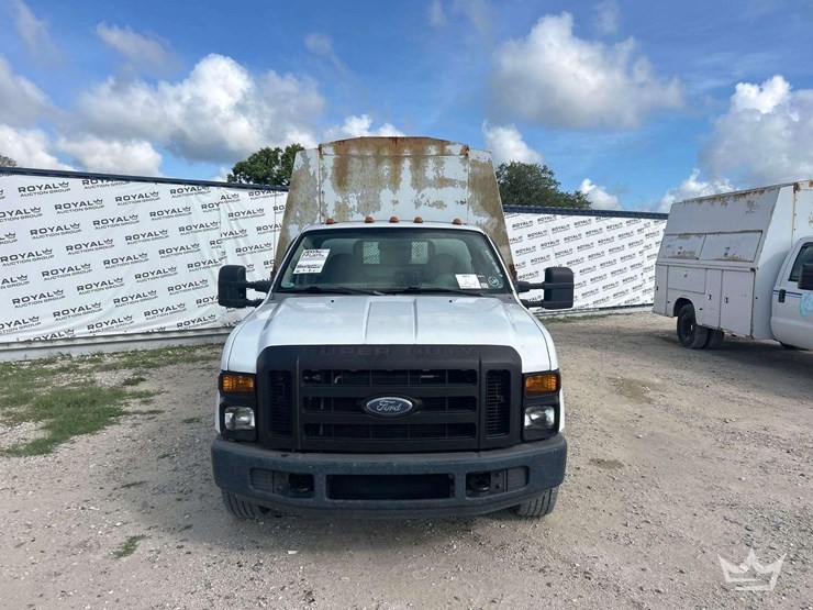 2008-ford-f-350-knapheide-kuv-enclosed-service-truck-image-25