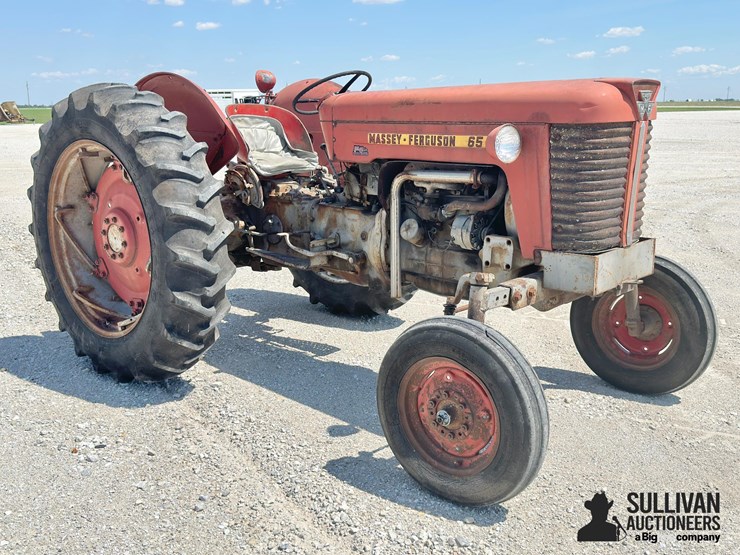 1962-massey-ferguson-65-image-3