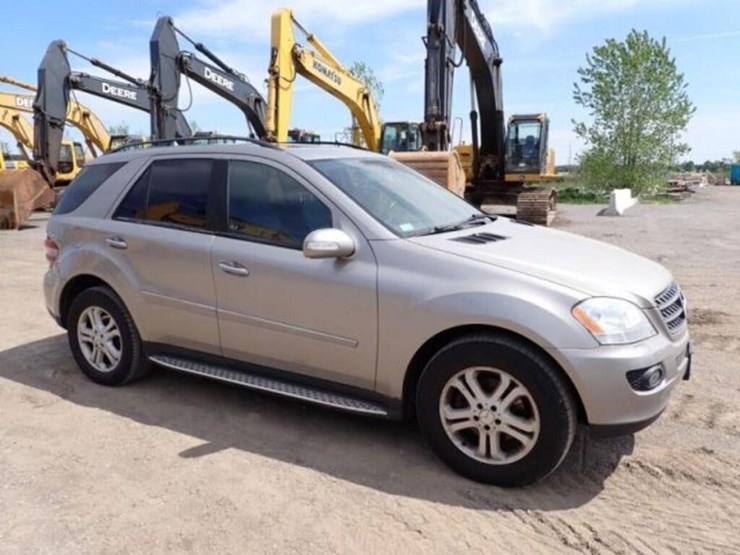 2007-mercedes-benz-ml320-image-3