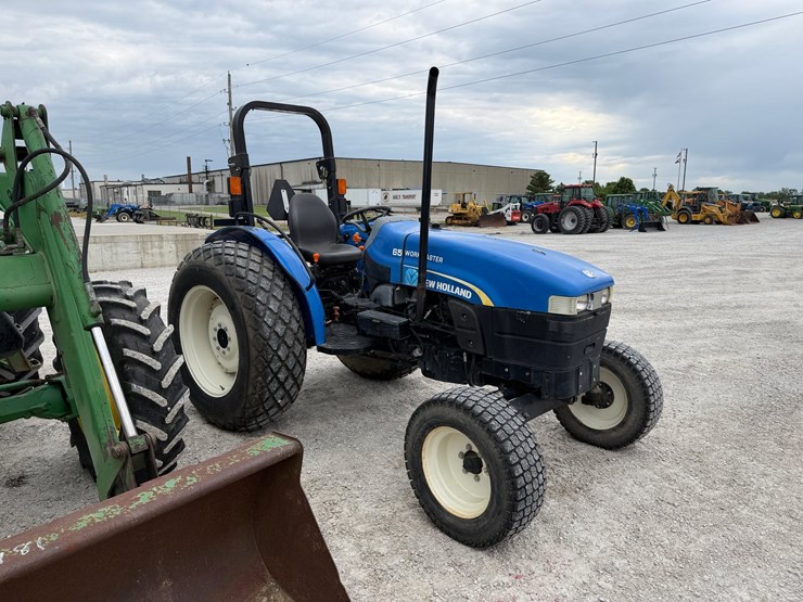 2014-new-holland-workmaster-65-image-21