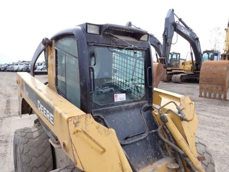 2008-john-deere-328-image-17