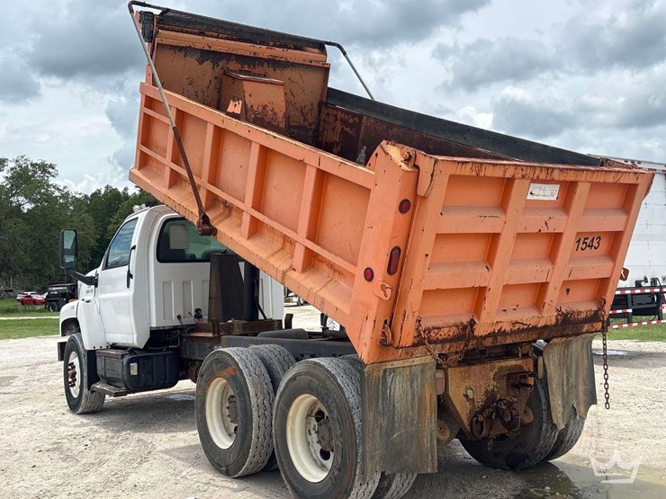 2008-gmc-c8500-t/a-dump-truck-image-4