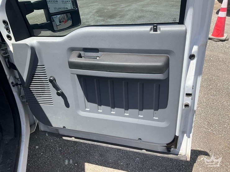 2015-ford-f250-image-24