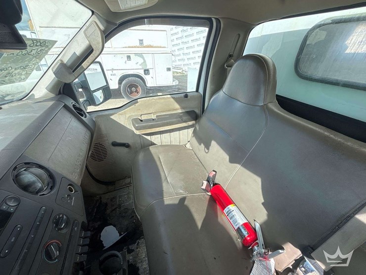 2008-ford-f-350-knapheide-kuv-enclosed-service-truck-image-18