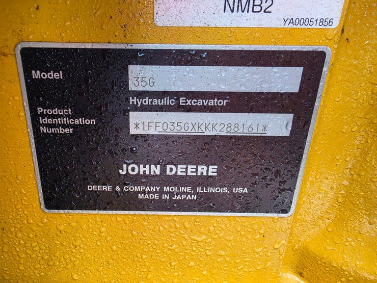 2020-deere-35g-image-19