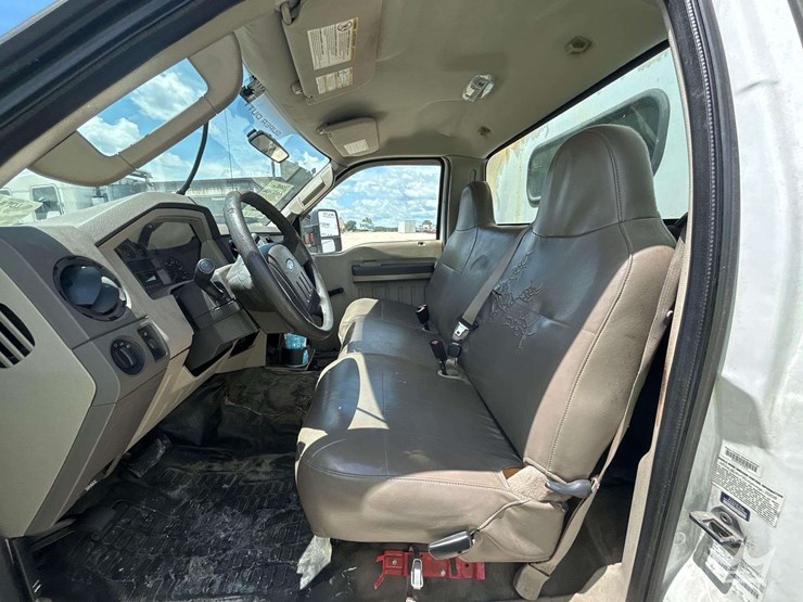 2008-ford-f-350-kanpheide-kuv-enclosed-service-truck-image-12