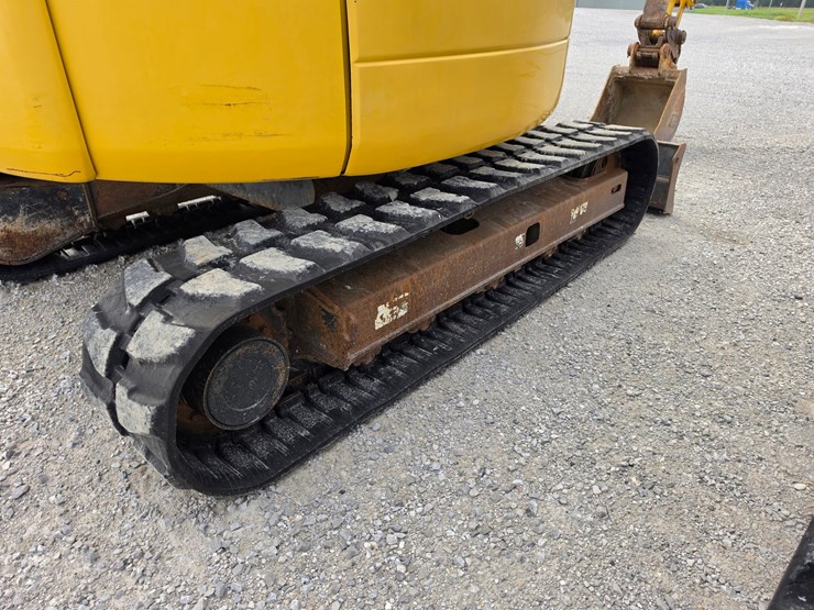 2004-komatsu-pc78mr-6-image-22
