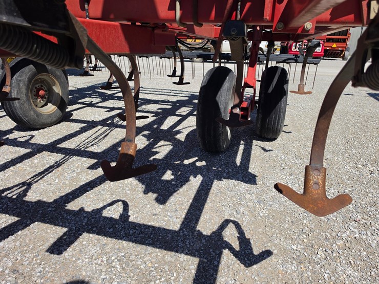 1997-case-ih-4300-image-4