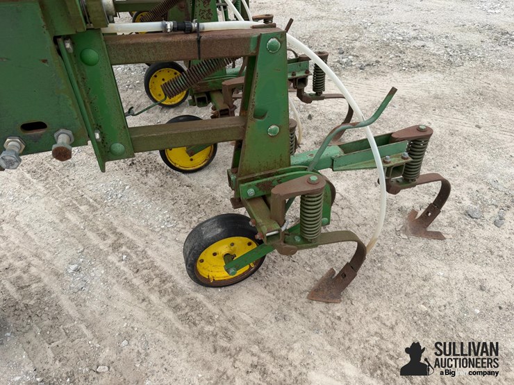 john-deere-845-image-20