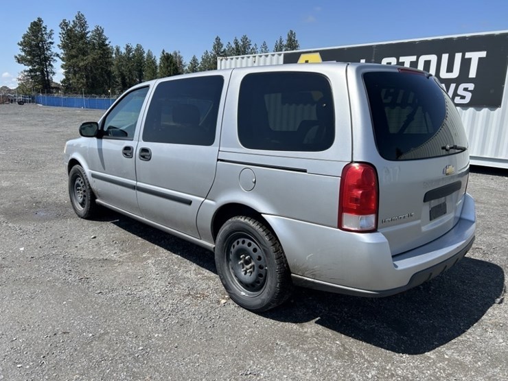 2008-chevrolet-uplander-image-3