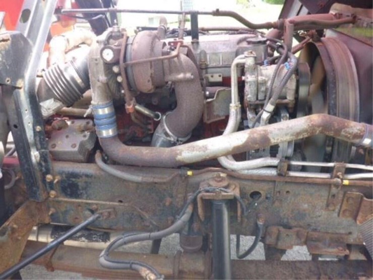 2005-gmc-t8500-image-21