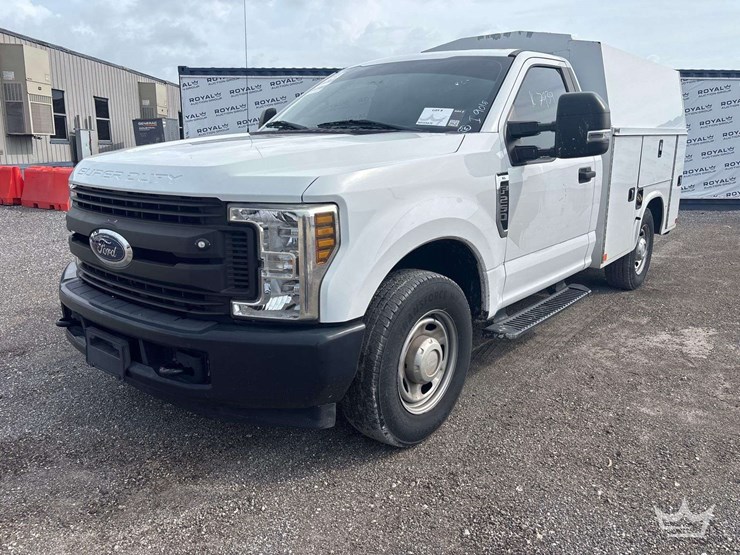 2019-ford-f250-image-1