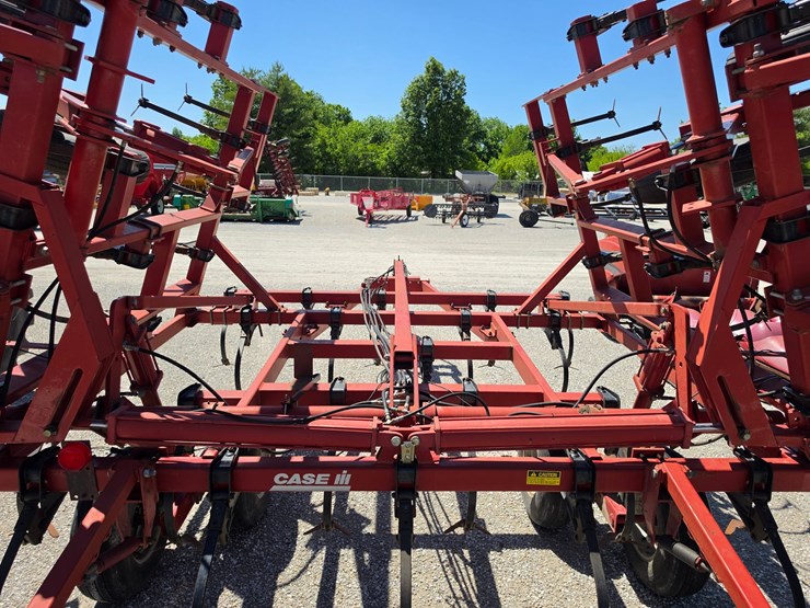 1997-case-ih-4300-image-10