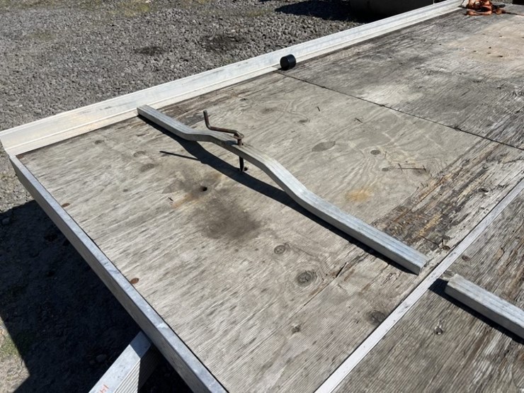2007-yacht-club-tilt-deck-equipment-trailer-image-12