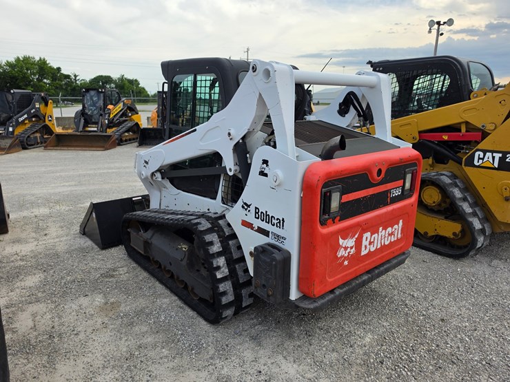 2016-bobcat-t595-image-20