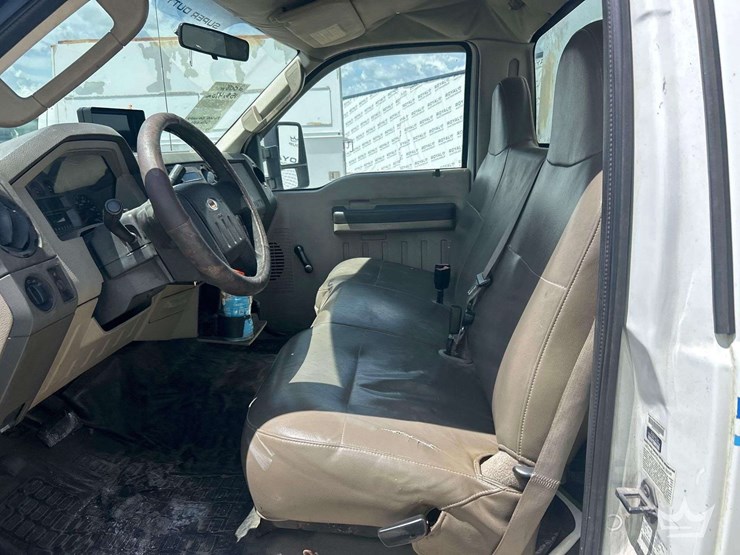 2008-ford-f-350-knapheide-kuv-enclosed-service-truck-image-20