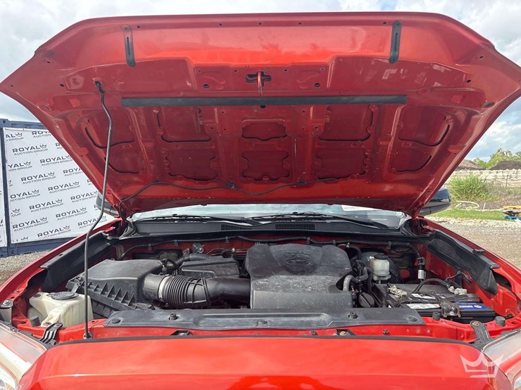 2017-toyota-tacoma-image-17