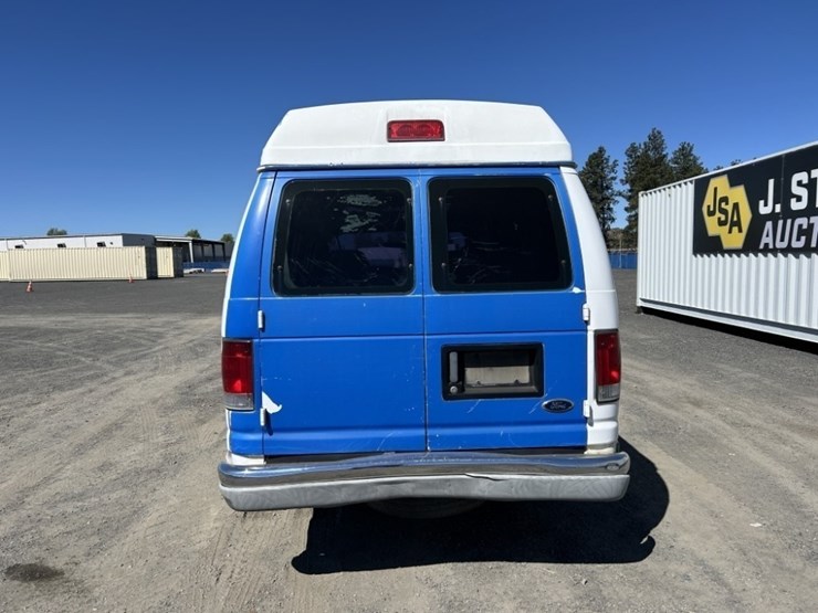 2002-ford-e250-image-4