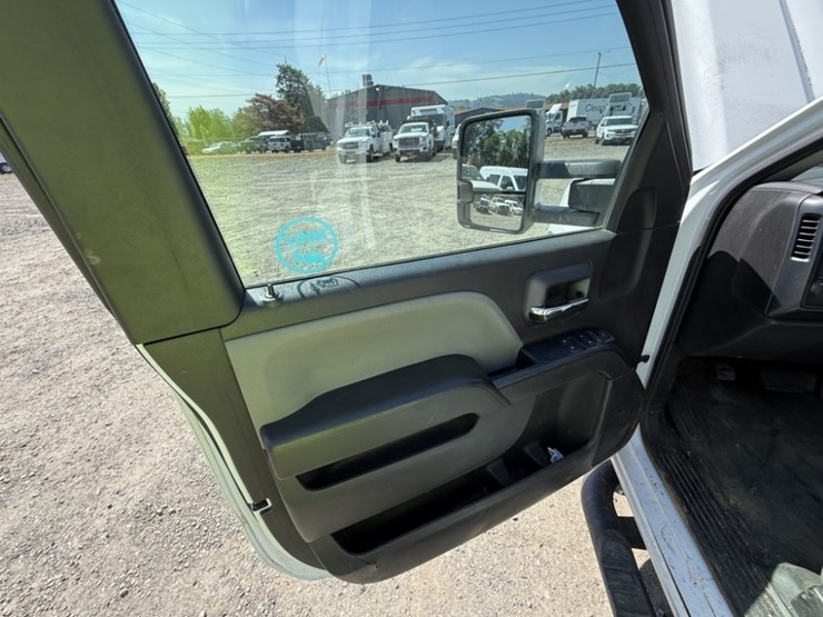 2016-gmc-sierra-2500-image-22