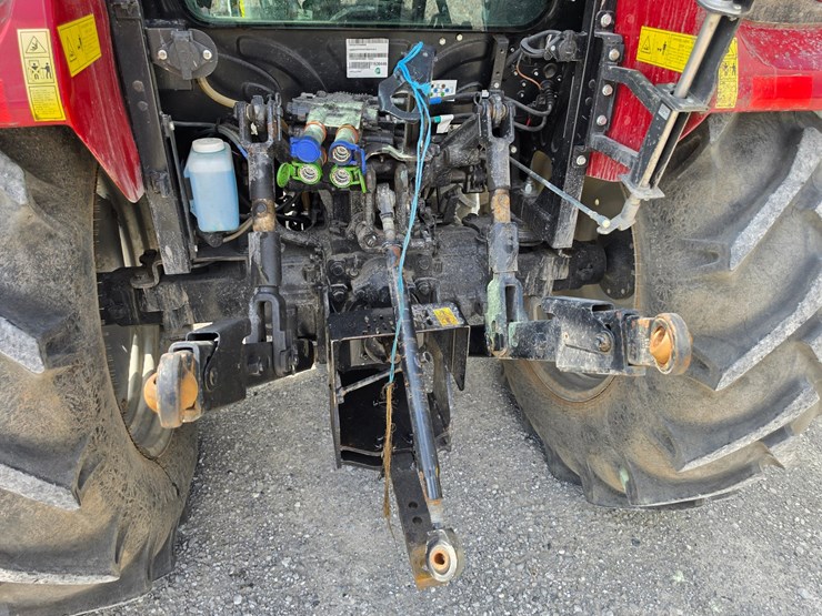 2022-case-ih-farmall-75a-image-19