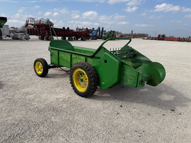 #209484-•-john-deere-manure-spreader-image-4