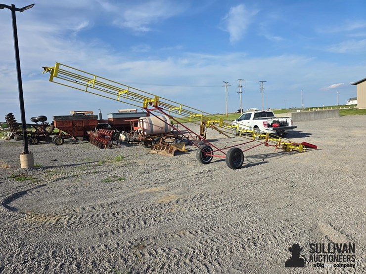 new-holland-132-image-5