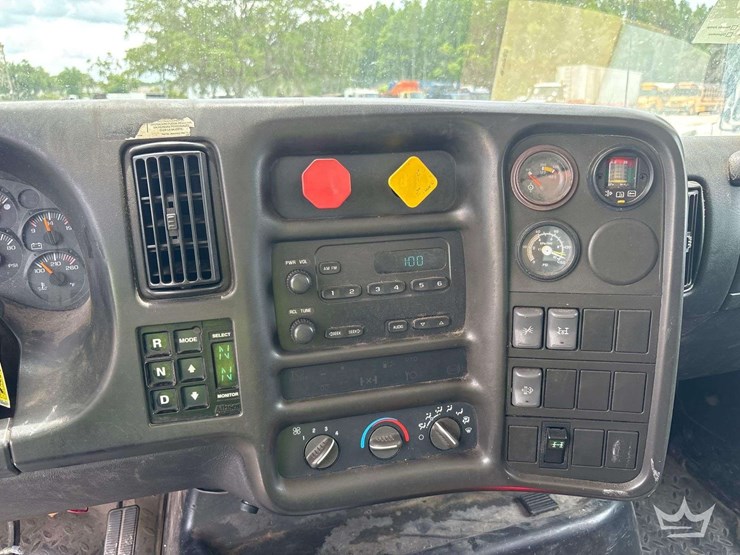 2008-gmc-c8500-t/a-dump-truck-image-17