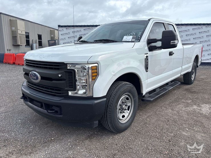 2019-ford-f350-image-1
