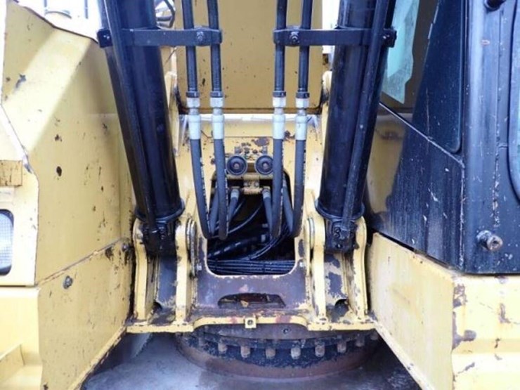 2013-caterpillar-321d-lcr-image-25