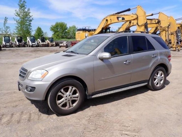 2007-mercedes-benz-ml320-image-1