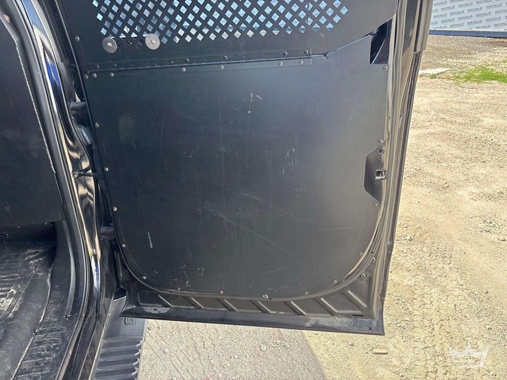 2019-ford-f150-image-25