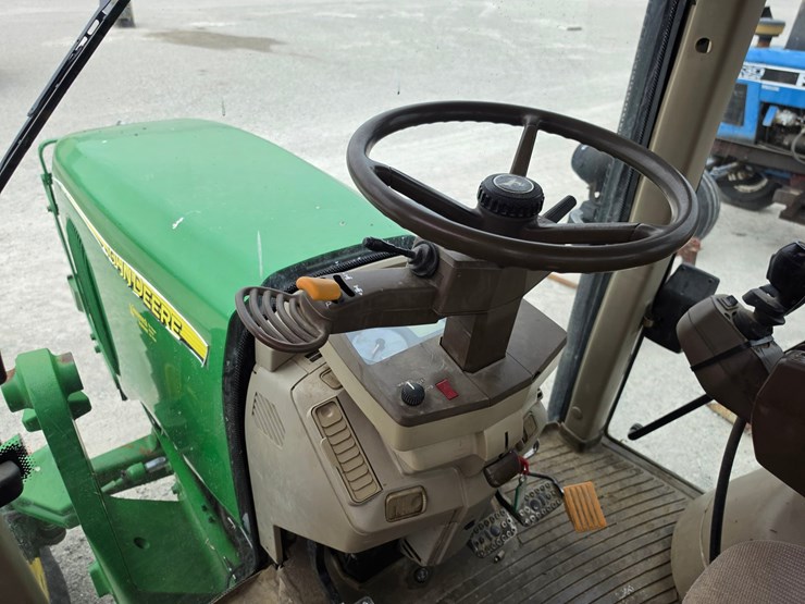 2003-john-deere-7520-image-10