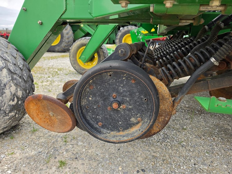 2009-john-deere-1590-image-14