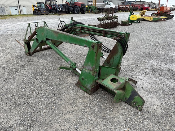 john-deere-158-image-3
