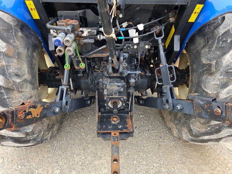 2020-new-holland-workmaster-120-image-12