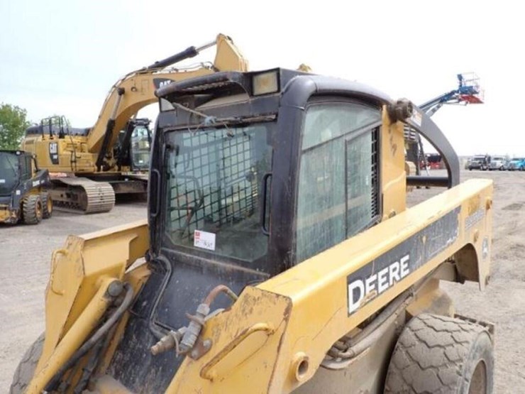 2008-john-deere-328-image-16